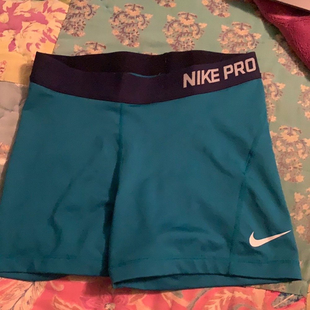 Nike pros
